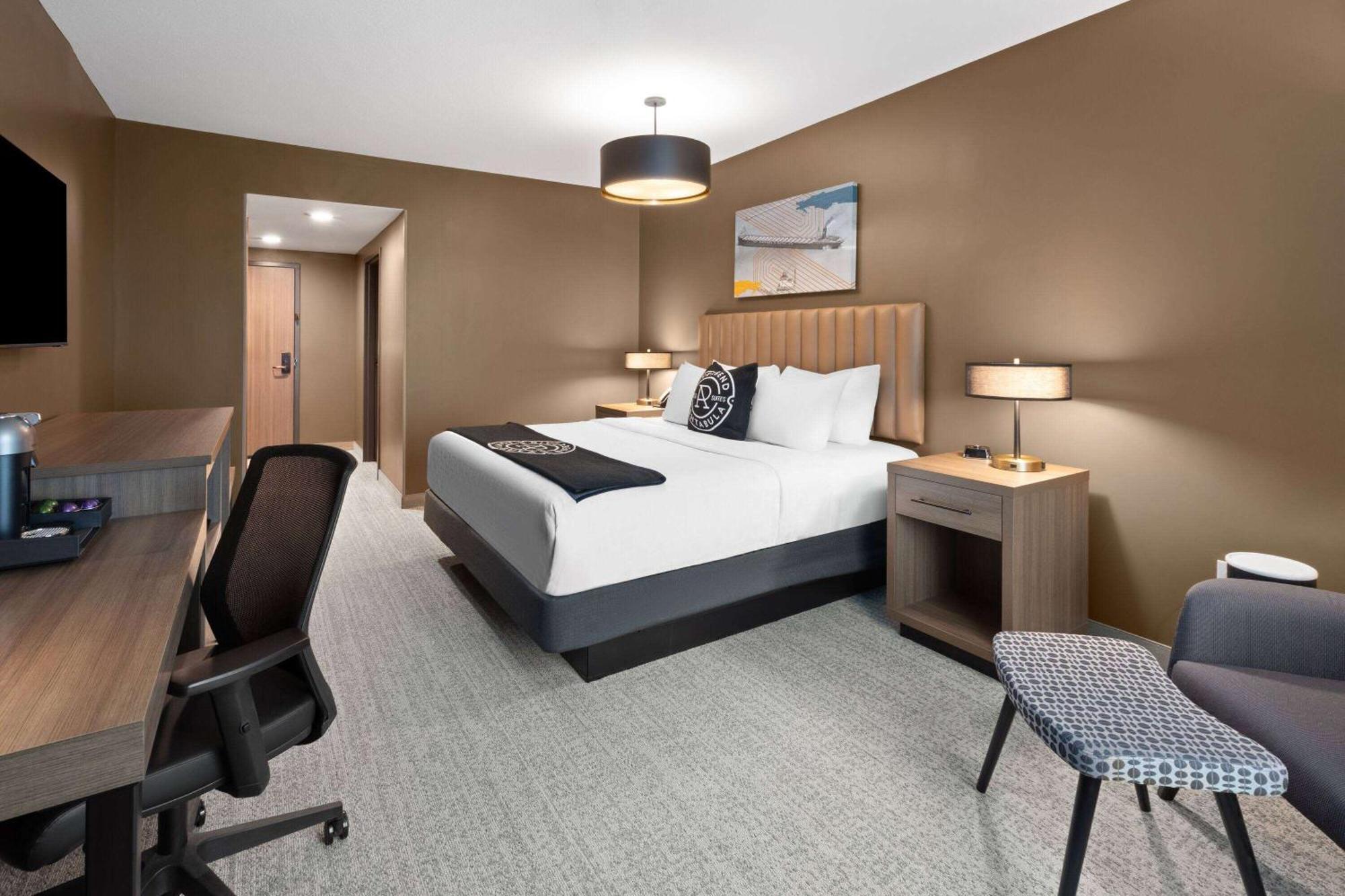 Riverbend Hotel And Suites, Trademark Collection By Wyndham Ashtabula Ngoại thất bức ảnh
