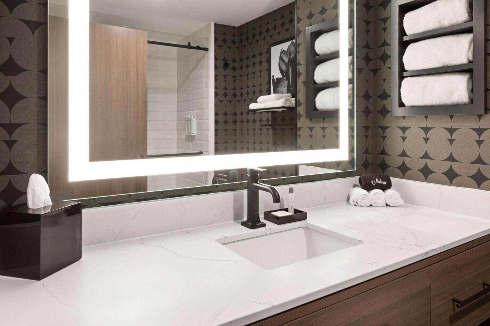 Riverbend Hotel And Suites, Trademark Collection By Wyndham Ashtabula Ngoại thất bức ảnh